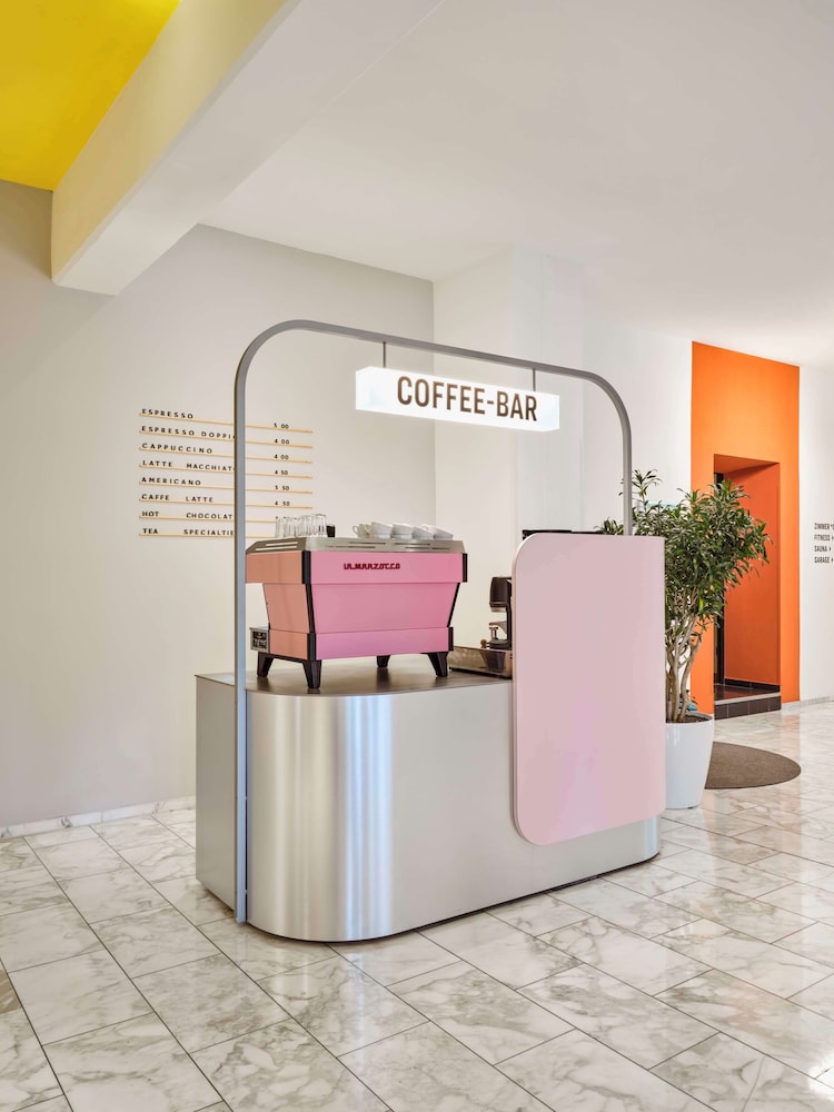 Coffee shop
