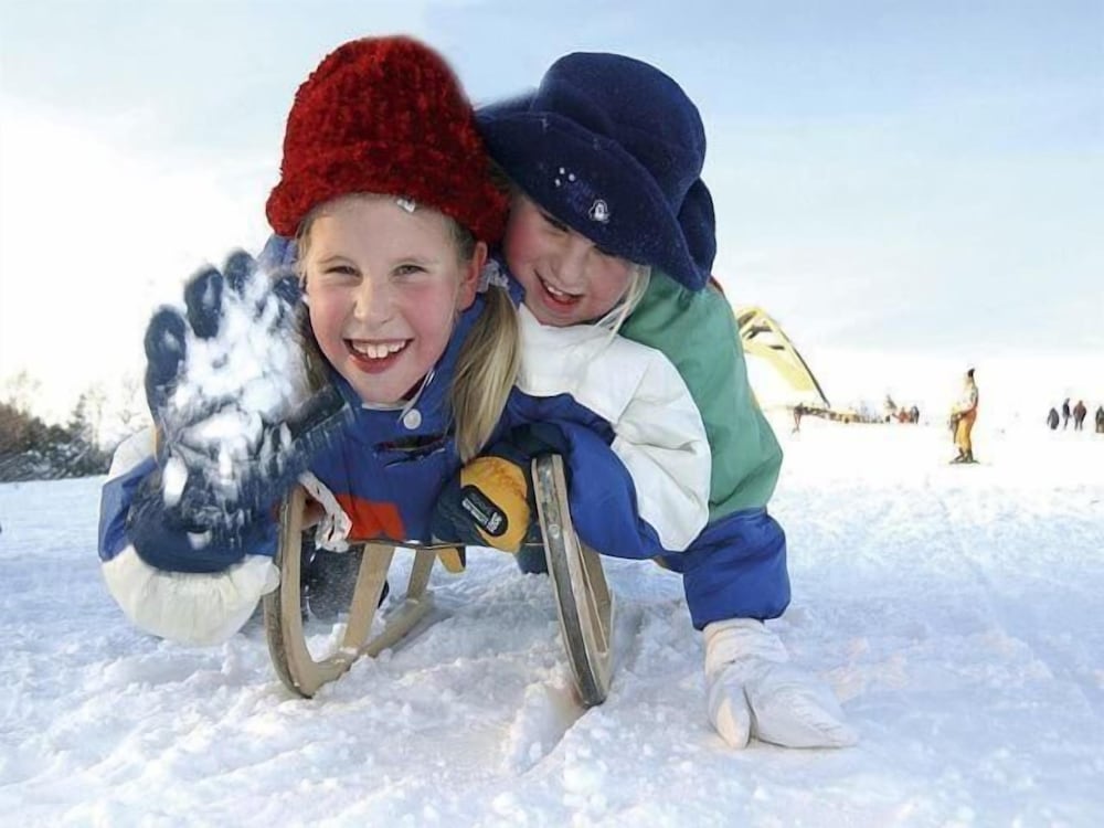 Snow and ski sports
