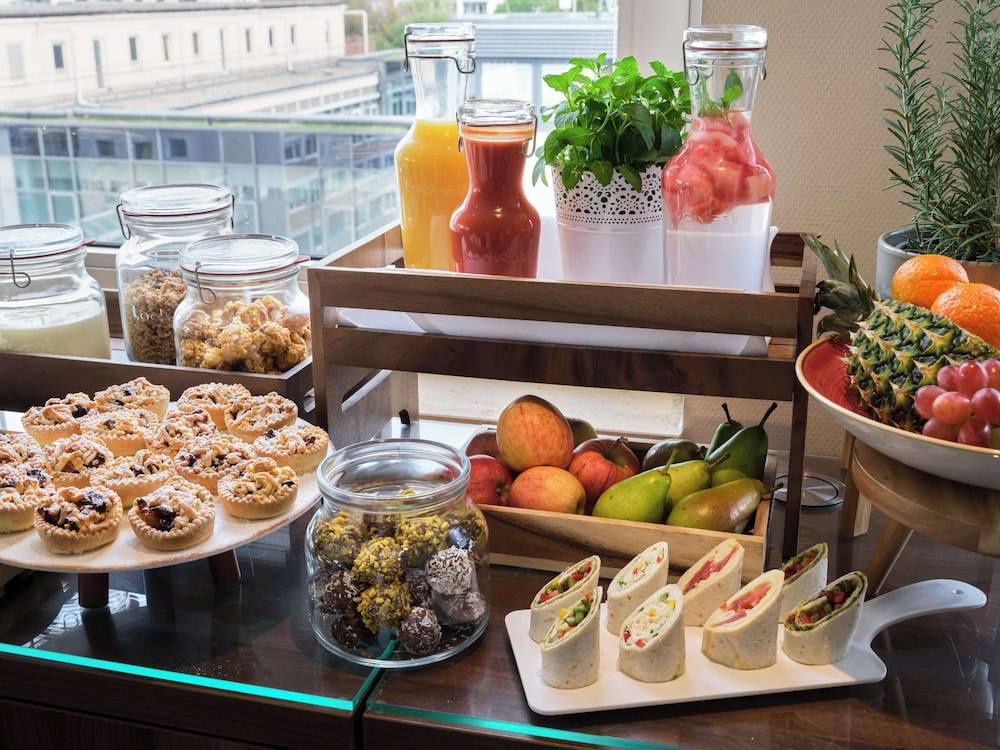 Snack bar