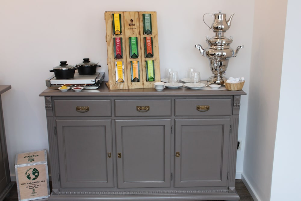 Coffee service