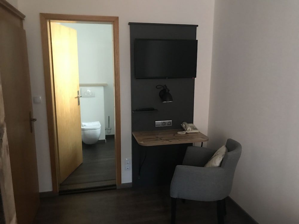 In-room business center