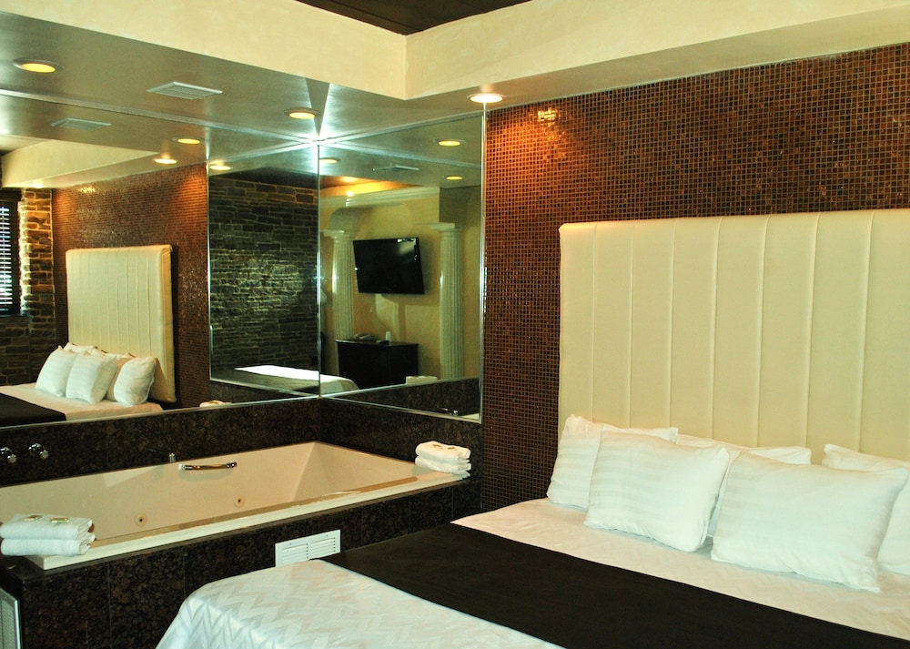 Surfside Motel - photo 3