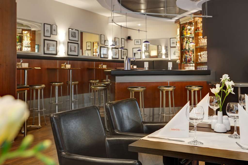IntercityHotel Berlin Ostbahnhof, Germany - restaurant