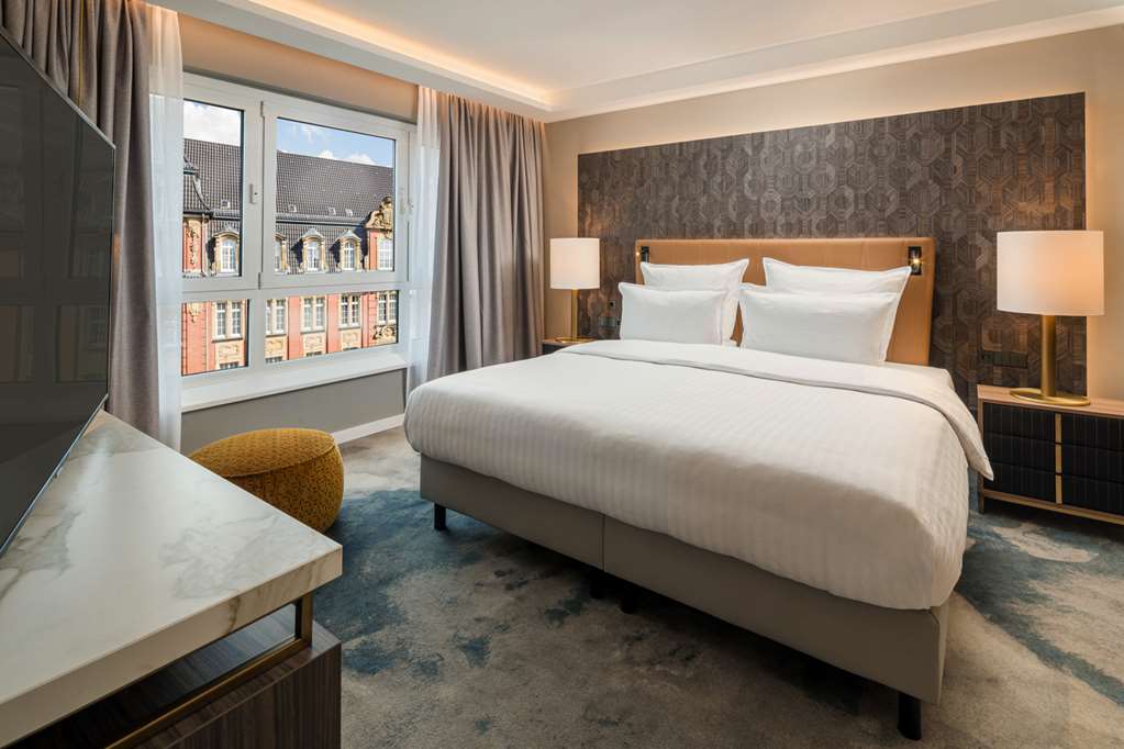 Steigenberger Hotel Hamburg, Germany - Junior Suite