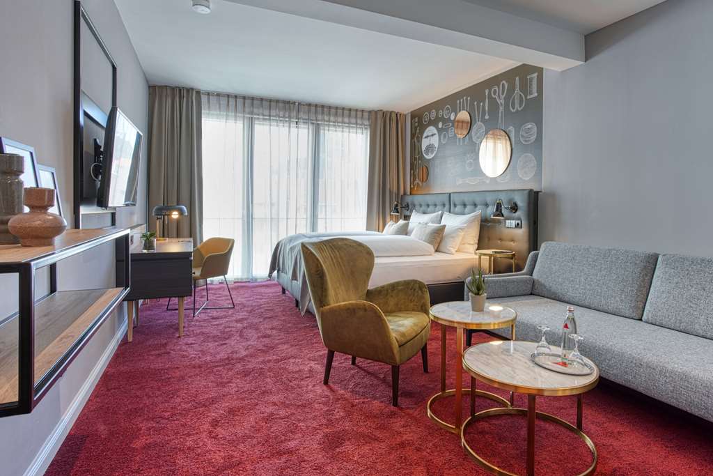 Guest room