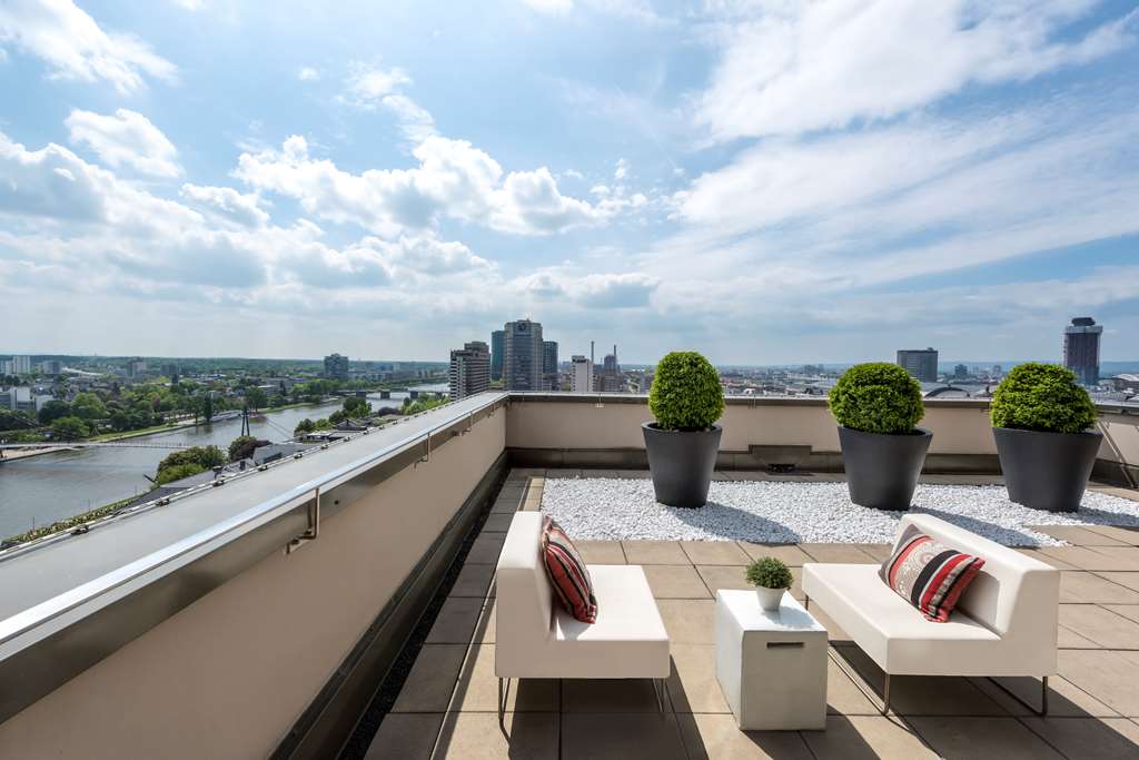 adina apartment hotel frankfurt neue oper penthouse suite terrace