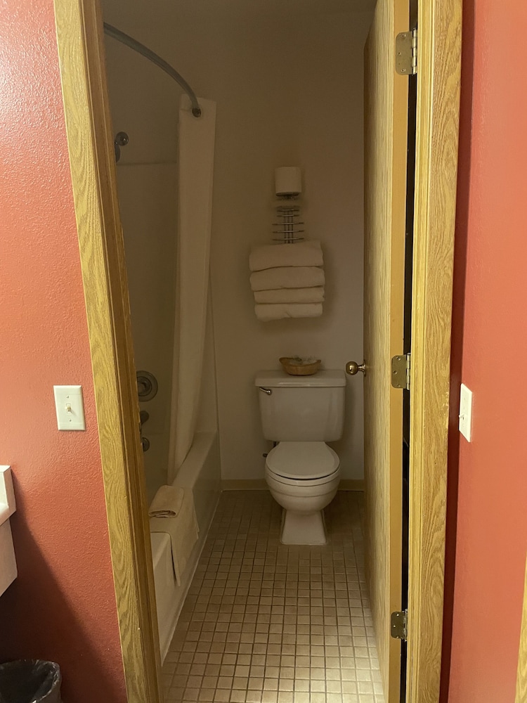 Hagerman Valley Inn - photo 4