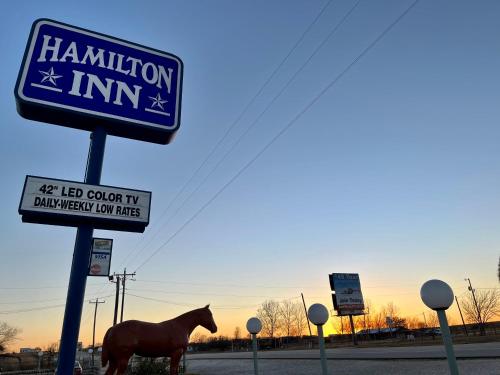 Hamilton Inn - photo 3