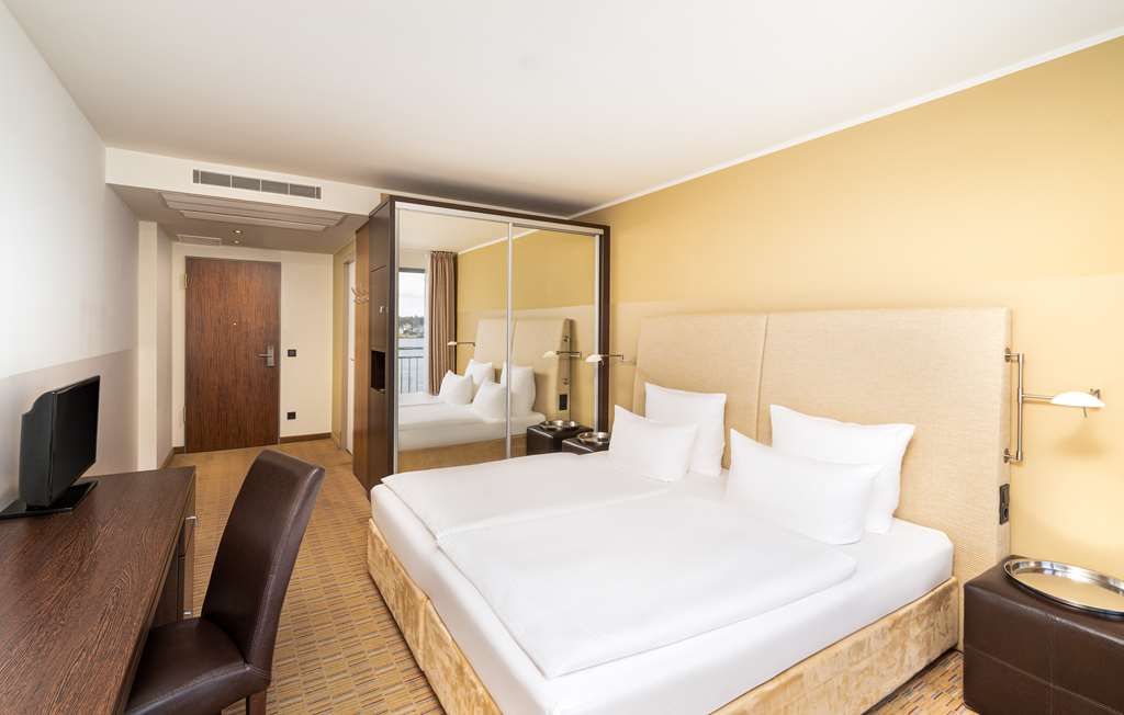 the rilano hamburg superior doppelzimmer bett