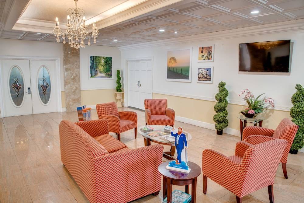 Super 8 by Wyndham St. Petersburg - photo 3