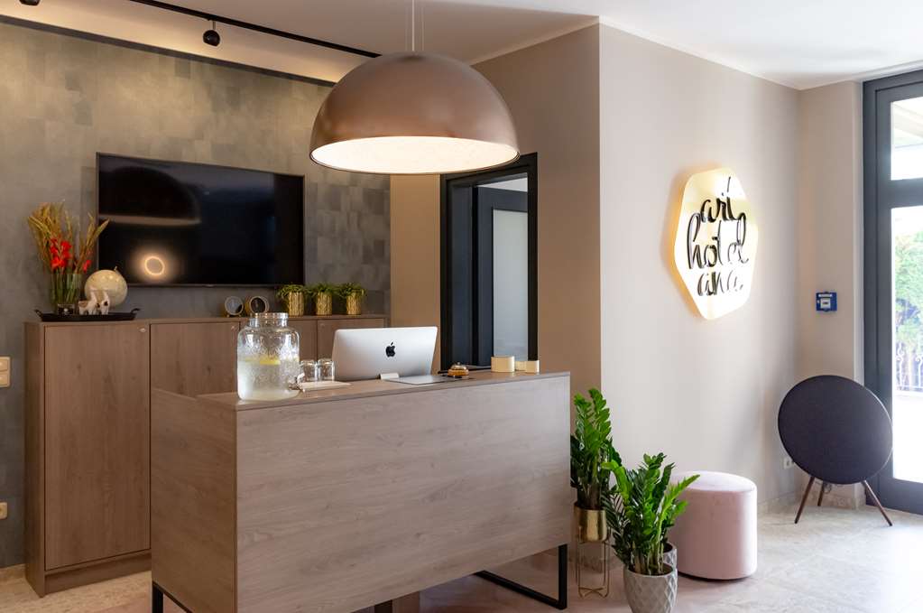 Arthotel ANA Aura Public