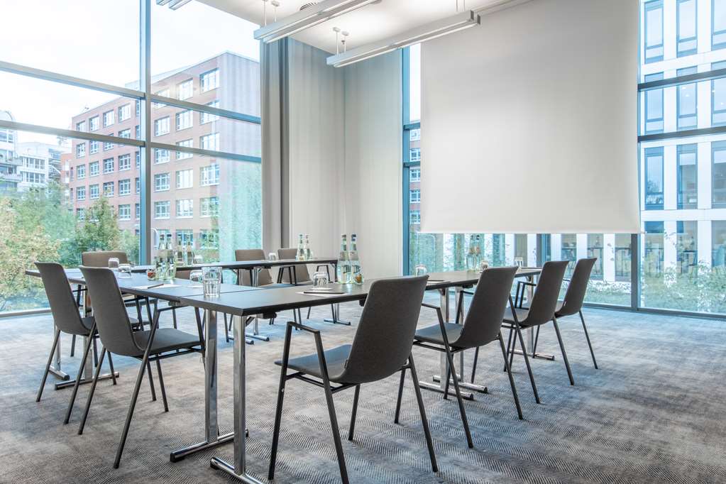 Nasdaq meeting room with U-shape setup