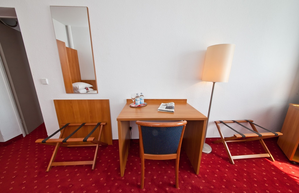 In-Room Business Center