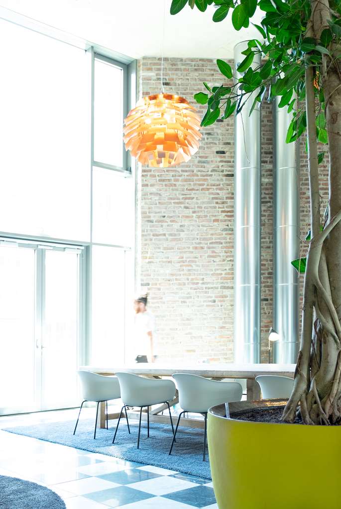 essen lobby