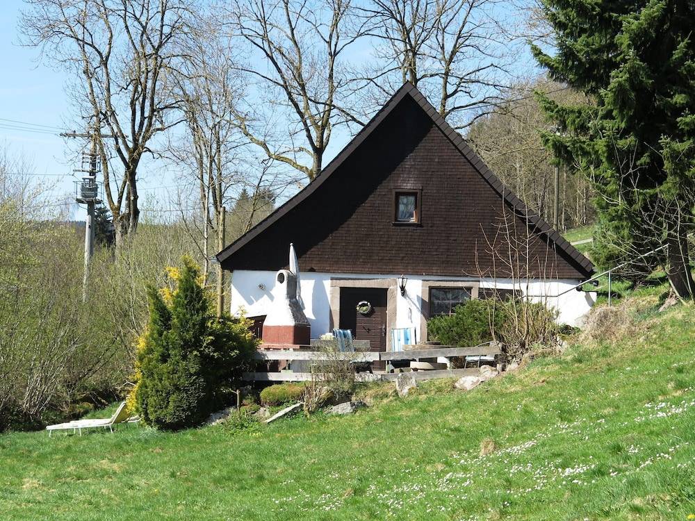 Primary image