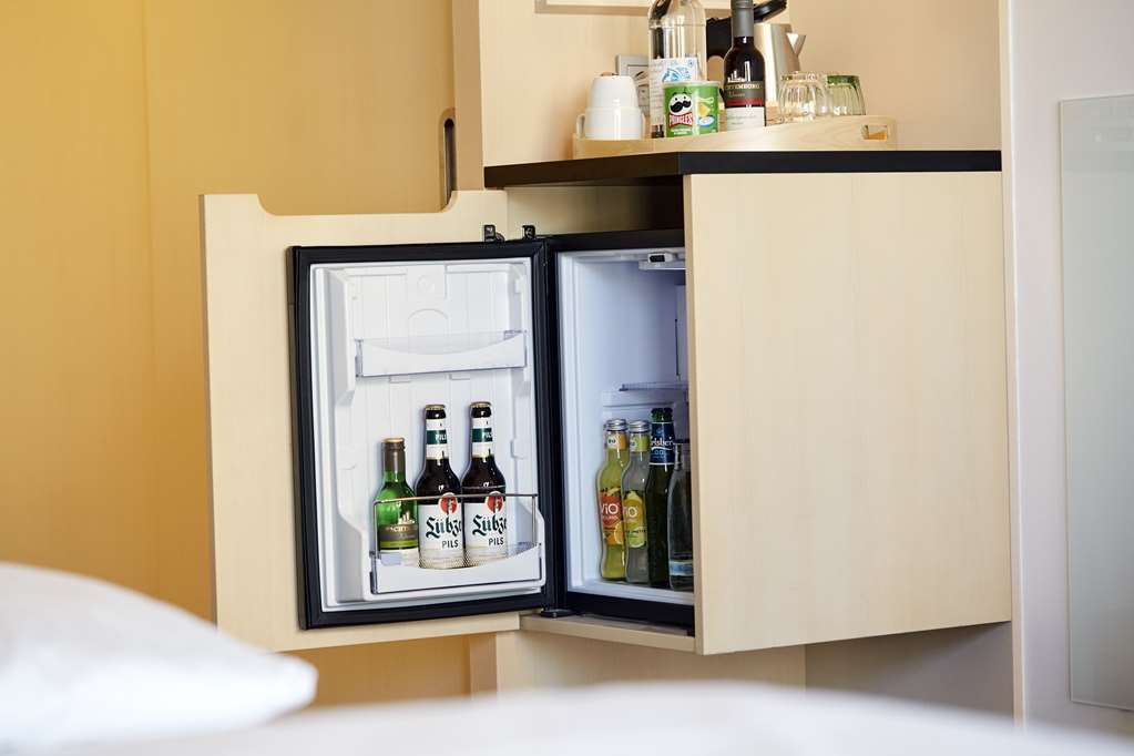 Scandic Berlin PotsdamerPlatz room minibar