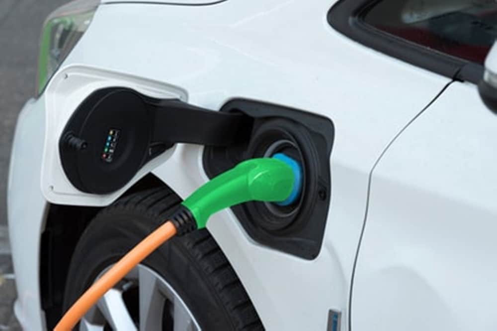 Electric vehicle charging station