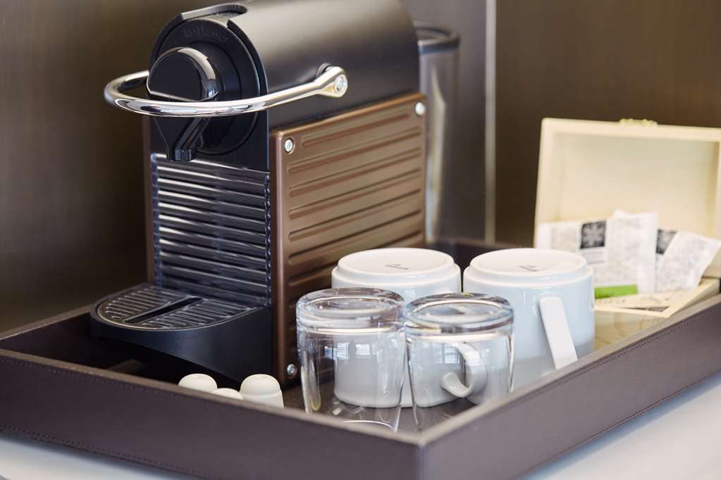 Scandic Frankfurt Museumsufer rooms standard family superior master suite KR TR KSV ZX coffee amenities