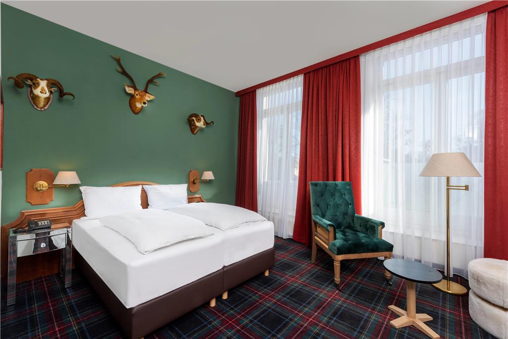 Guest room