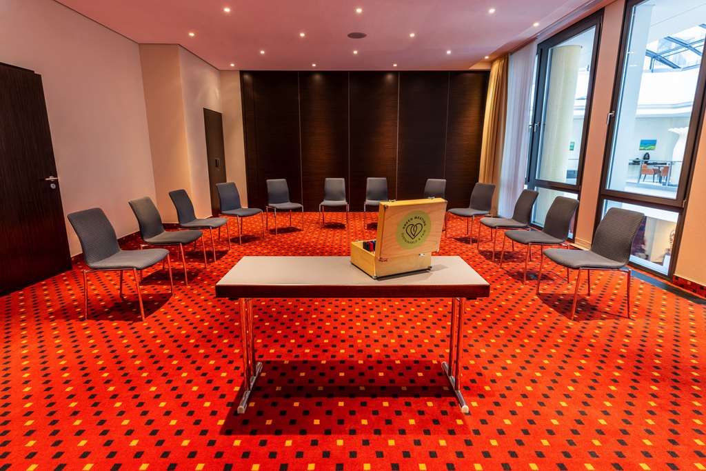 Steigenberger Hotel De Saxe, Dresden, Germany - meeting room