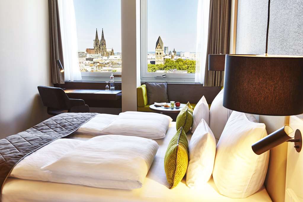 Steigenberger Hotel Koeln, Cologne, Germany - Superior plus room