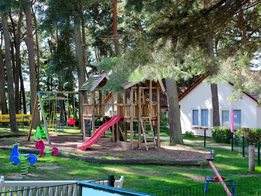 Children's play area - outdoor