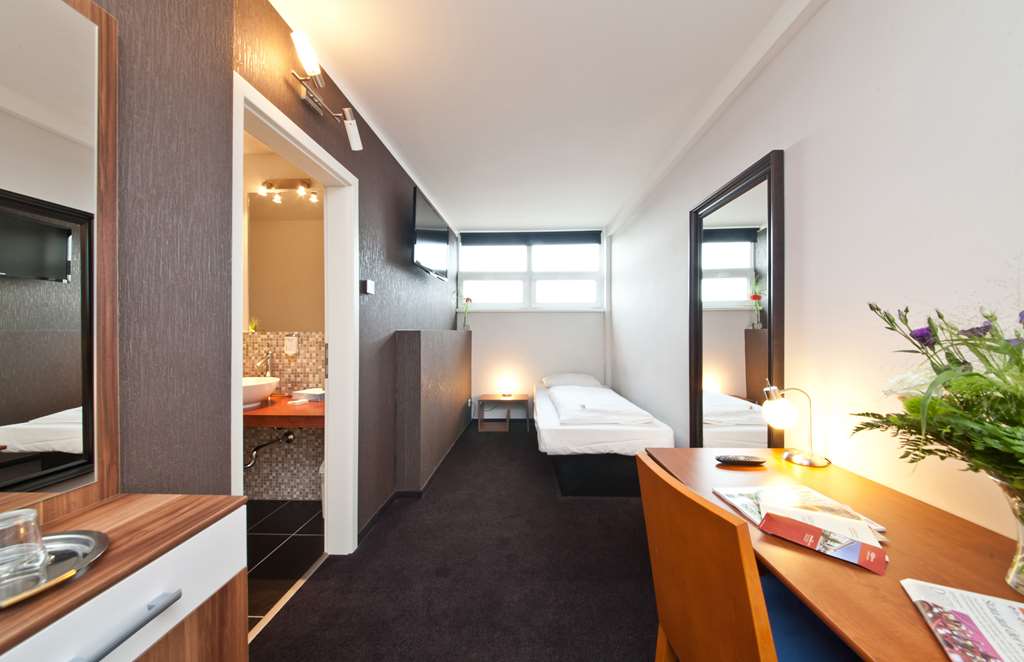 Single Room_Novum Hotel Aviva Leipzig