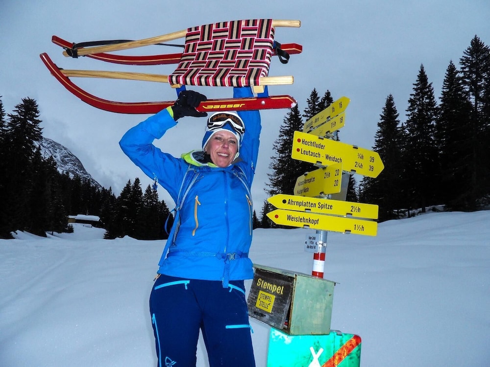 Snow and ski sports