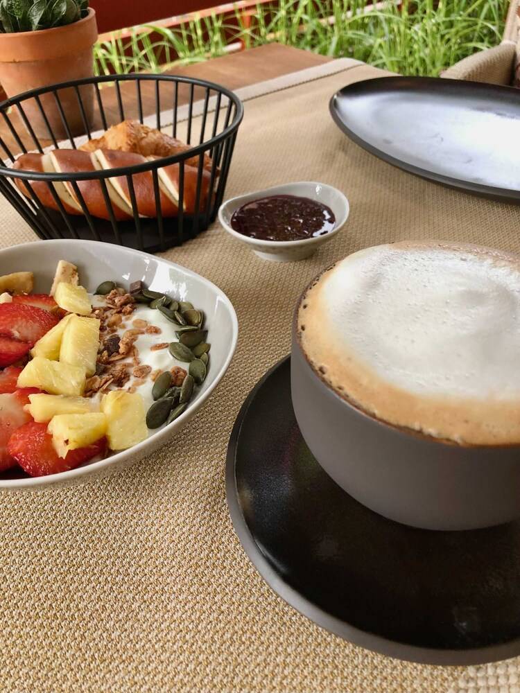 Breakfast meal
