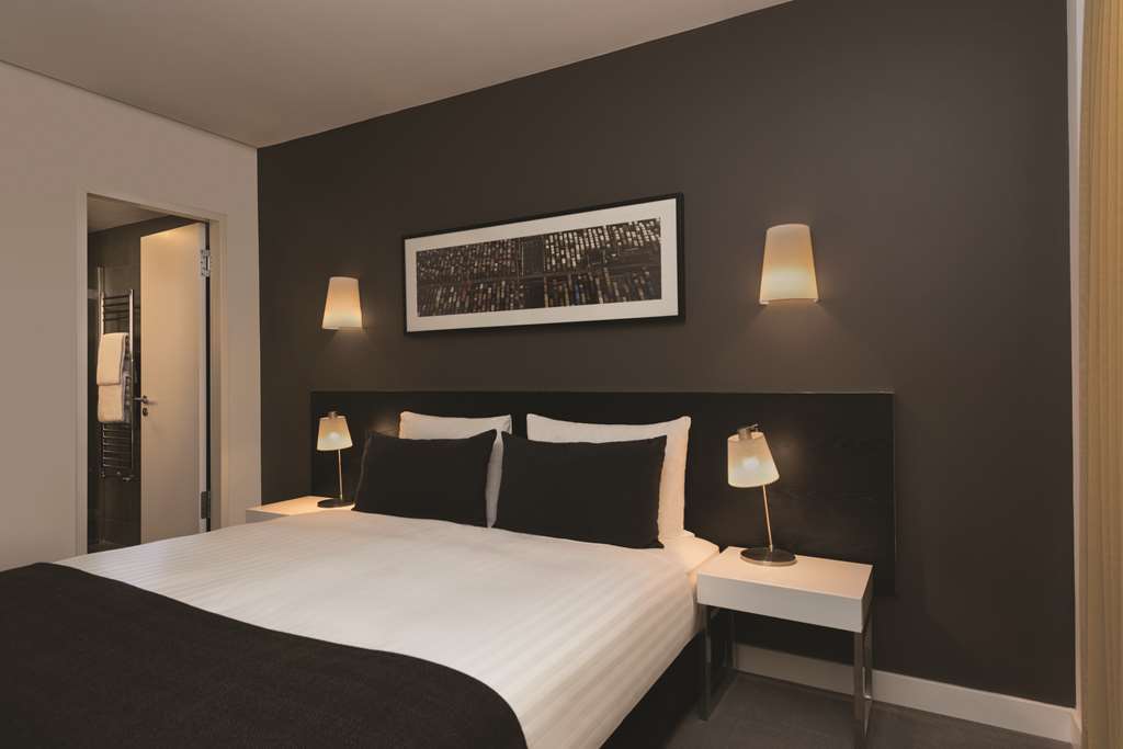 adina apartment hotel hackescher markt two bedroom apartment master bedroom