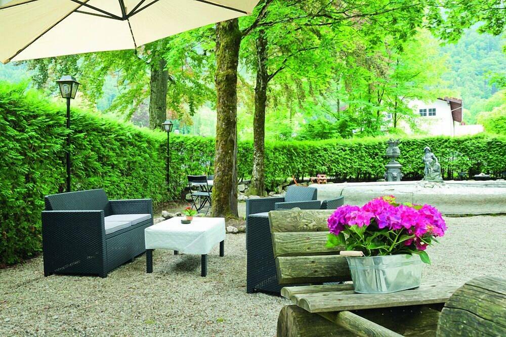 BBQ/picnic area