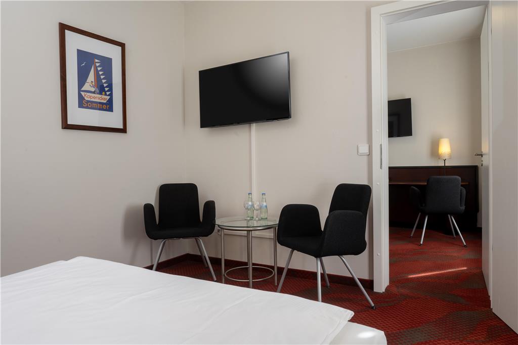 family room hotel cottbus large