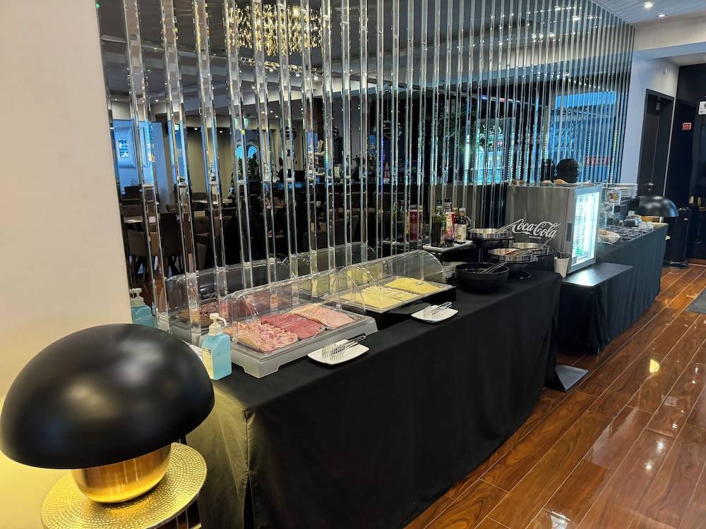 Breakfast buffet