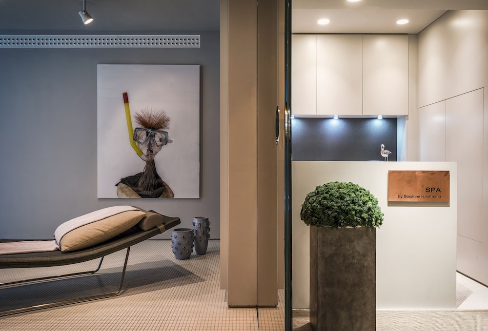 Spa reception
