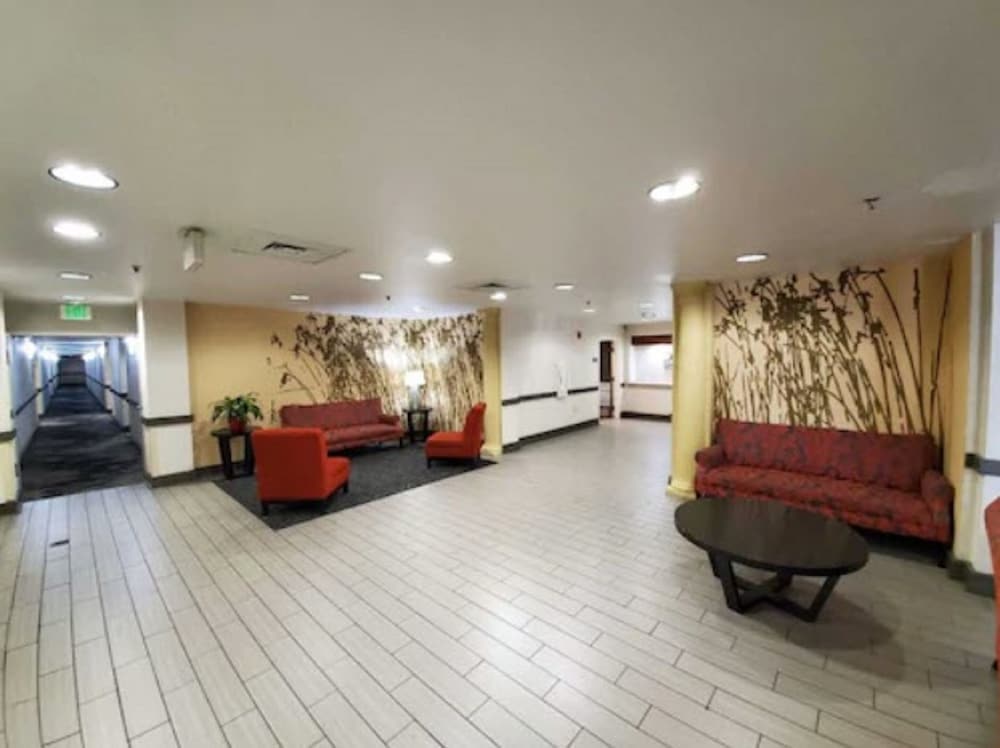 Sleep Inn & Suites BWI Airport - photo 3