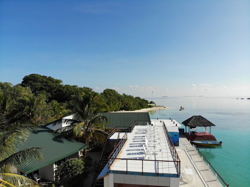 Sundeck