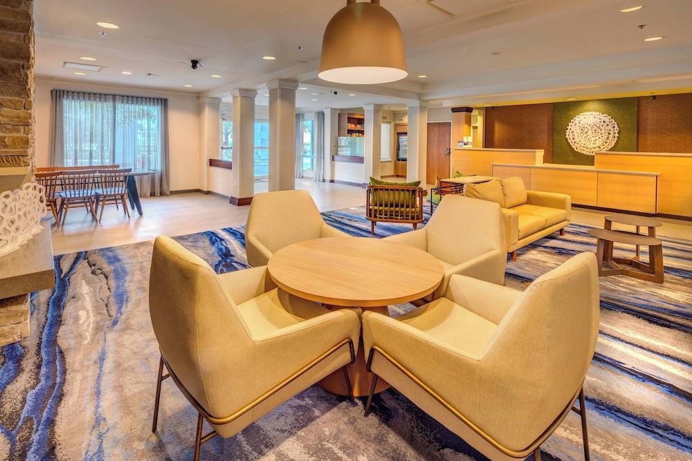 Fairfield Inn & Suites by Marriott Sarasota Lakewood Ranch - photo 2