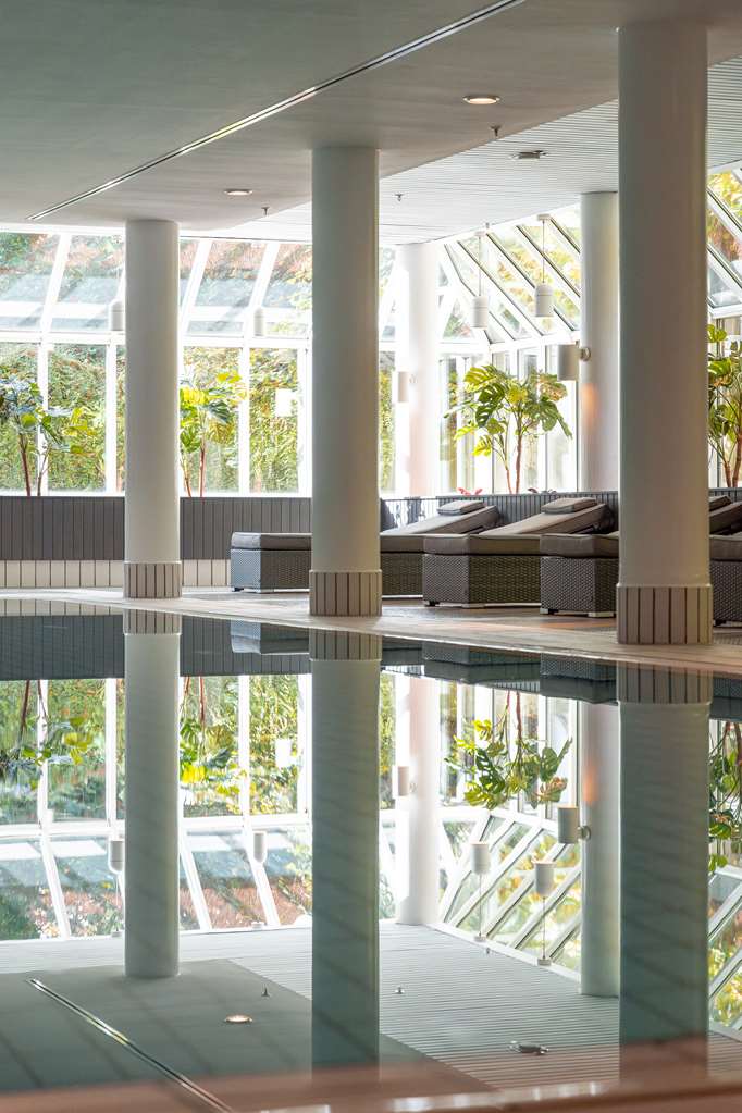 Loungers Pool Indoor
