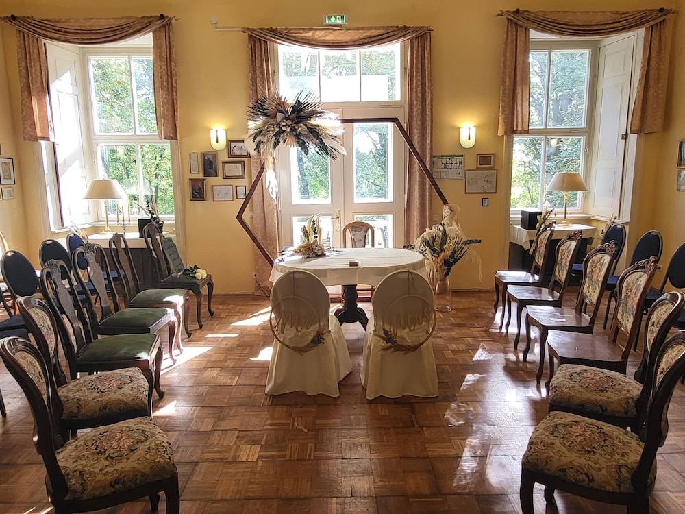 Reception hall