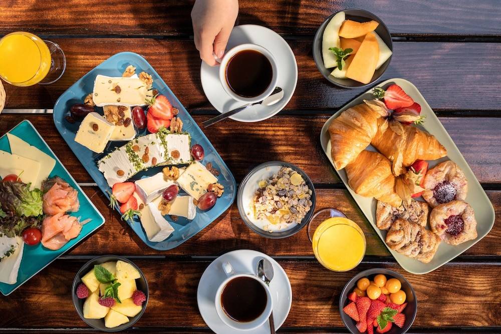 Breakfast meal