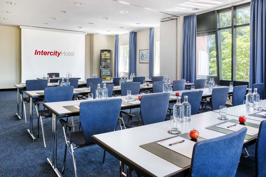 IntercityHotel Freiburg, Germany - Meeting room