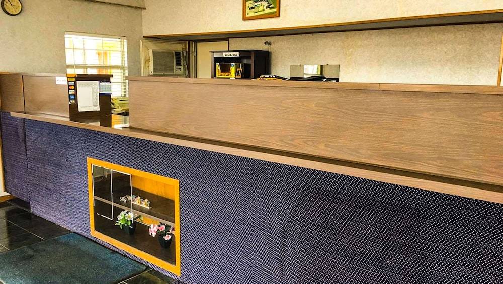 Thunderbird Motel Hillsboro - photo 2