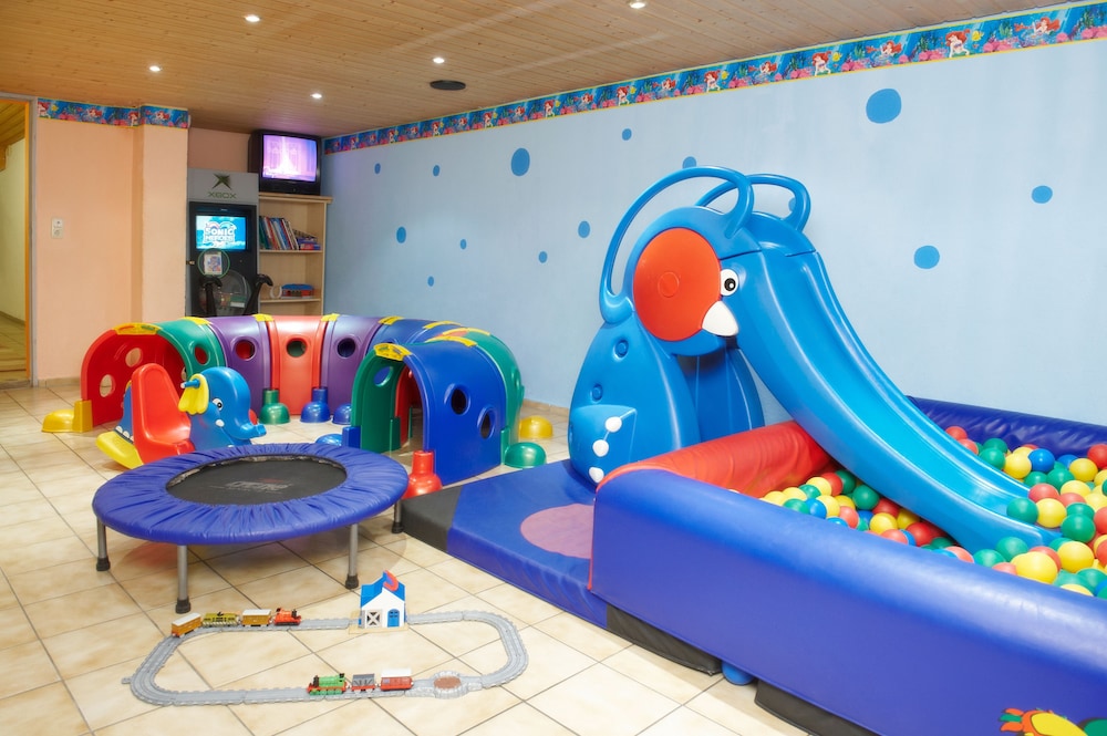 Children's play area - indoor