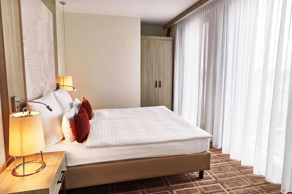 Steigenberger Hotel Bremen, Germany - Superior room