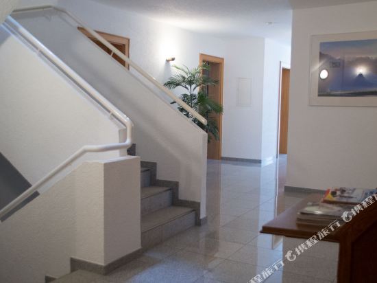 Hotel Interior/Public Areas