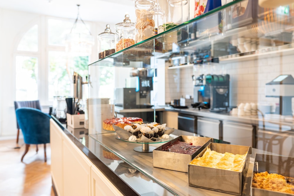 Cafe