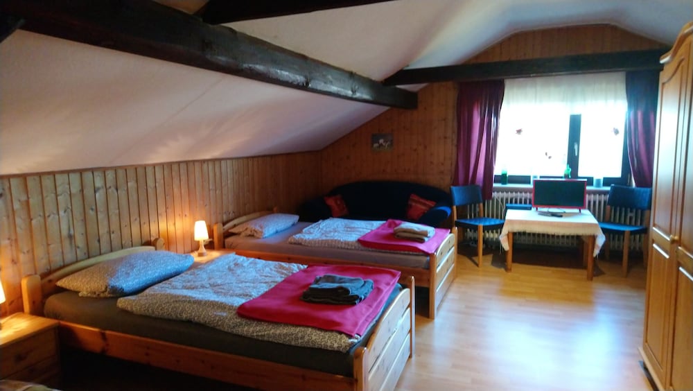 Room amenity