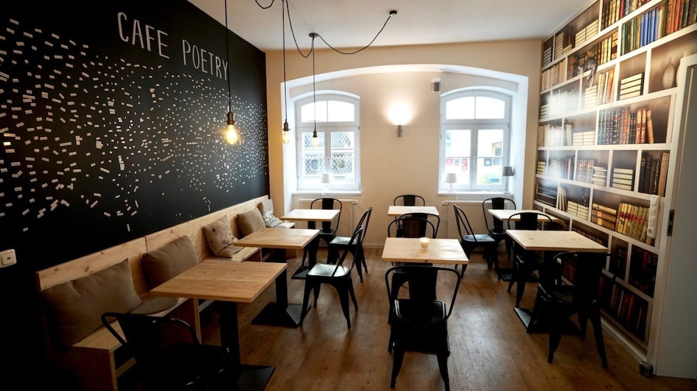 Cafe