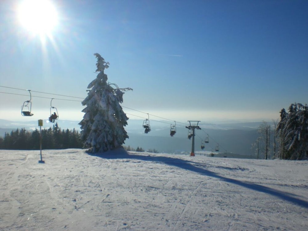 Snow and ski sports