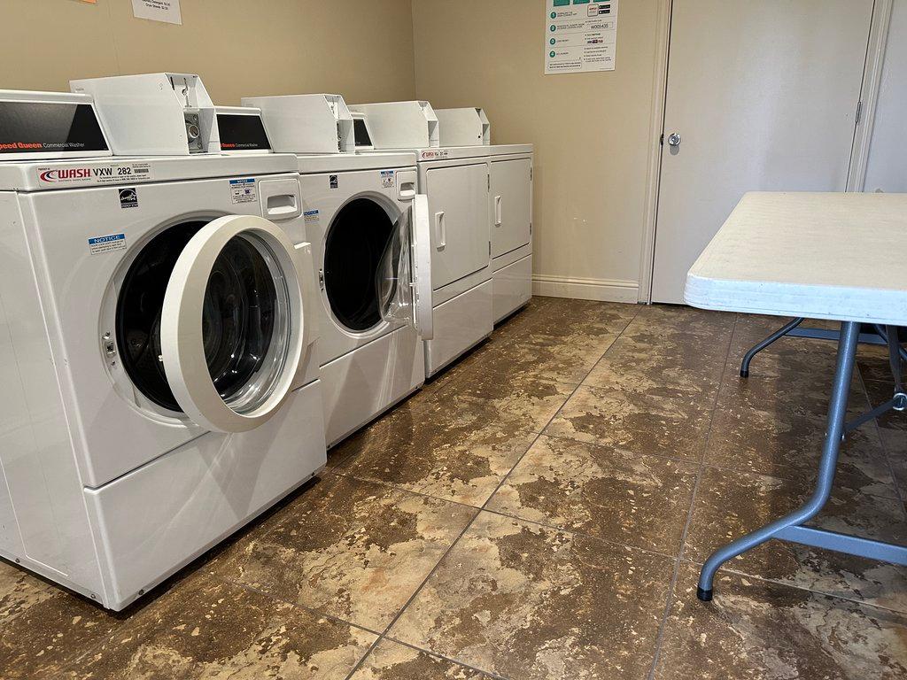 Red Roof Inn Yuba City - photo 4